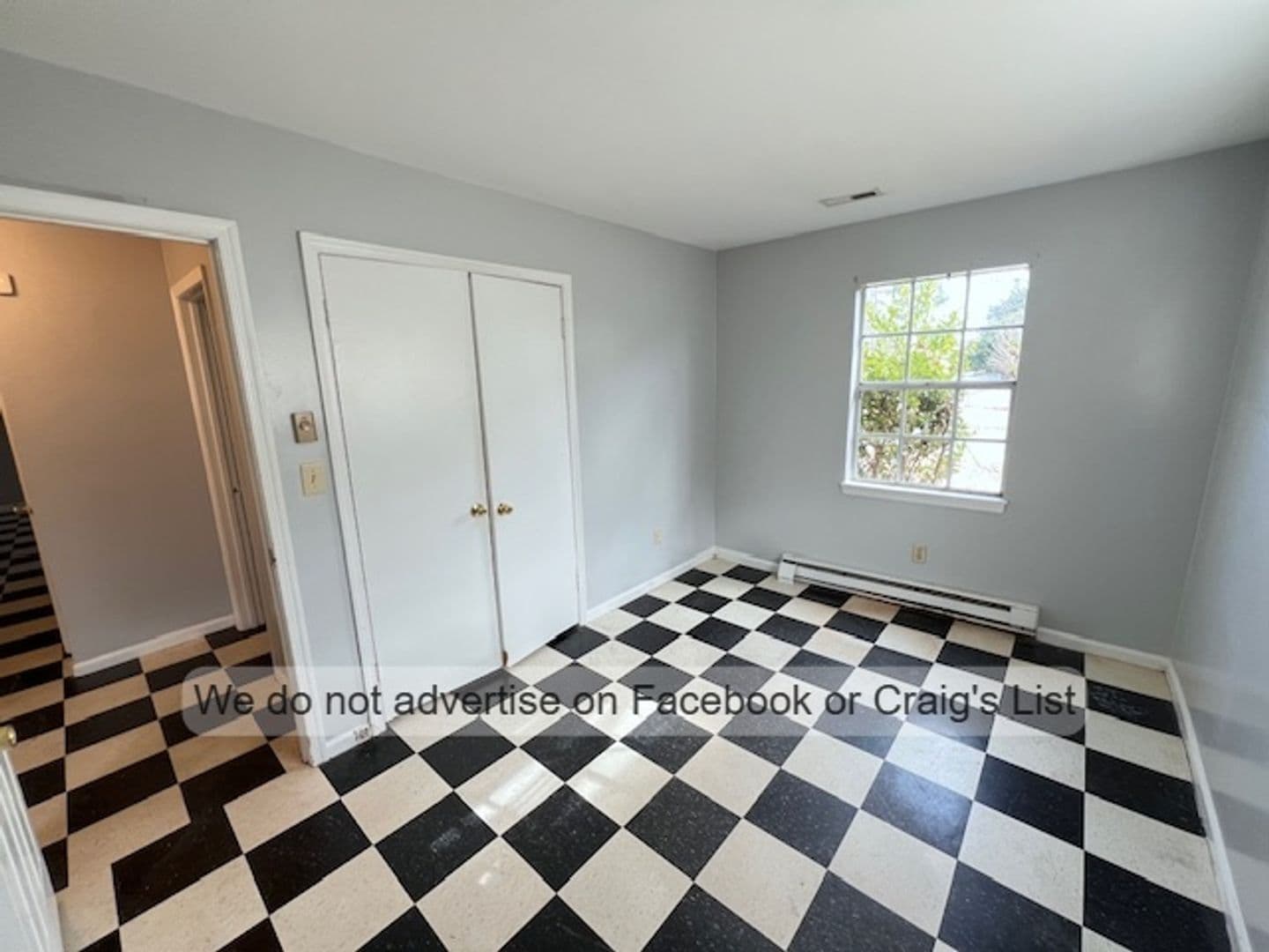Fayetteville House: 650 Walker Street