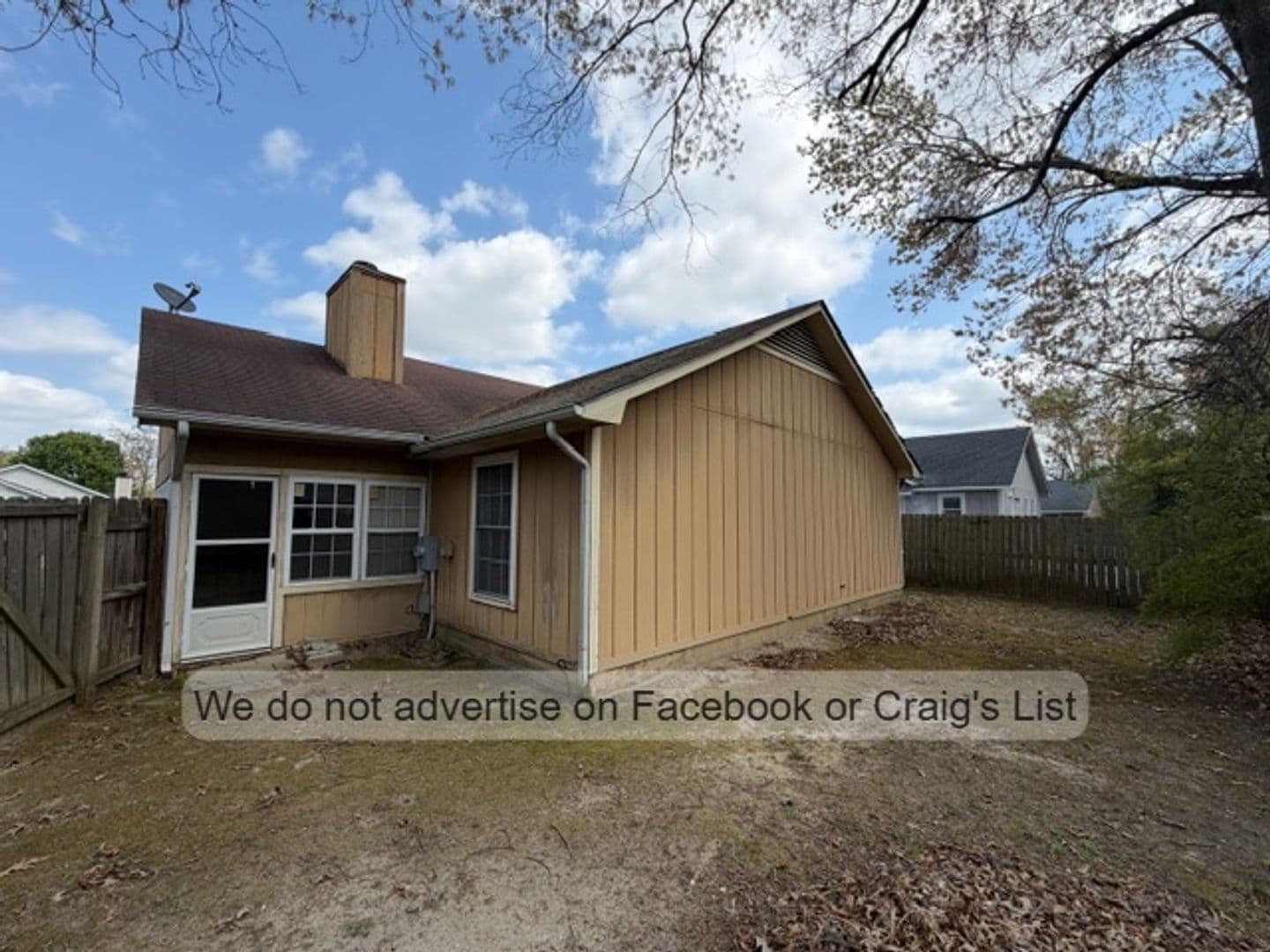 Fayetteville House: 6855 Shawcross Lane