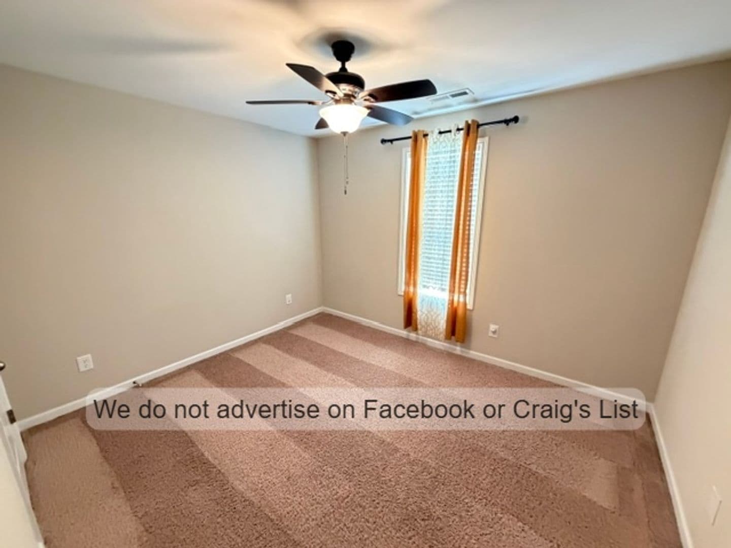 Fayetteville House: 2350 Spinning Wheel Road