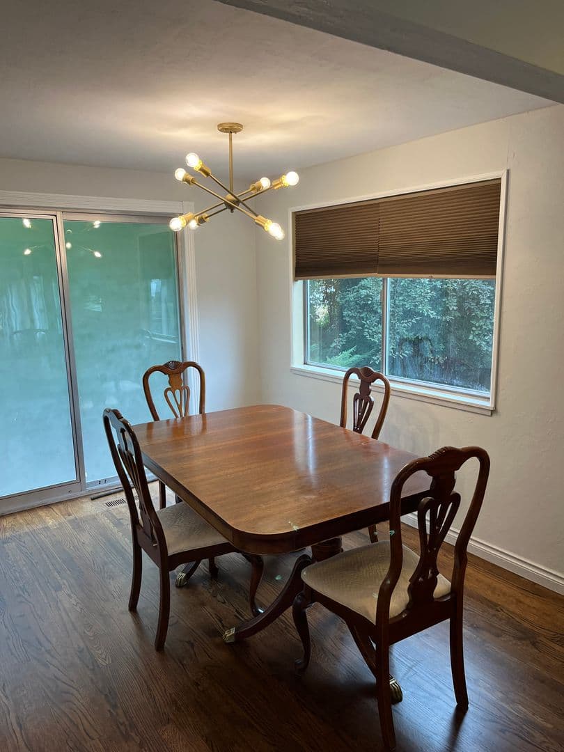 Mercer Island House: 3038 65th Pl SE