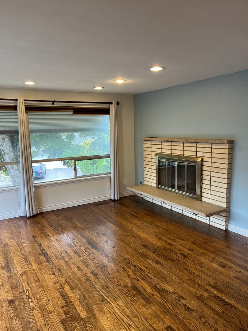 Mercer Island House: 3038 65th Pl SE