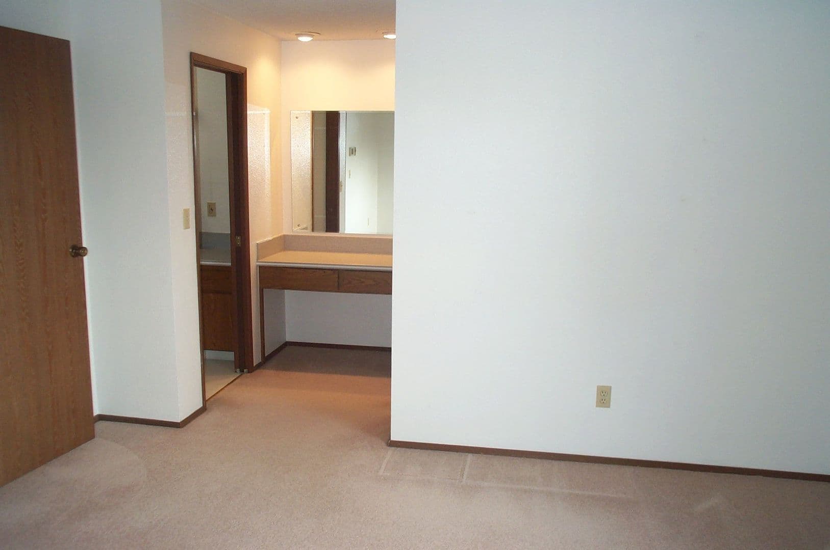 Seattle Apartment: 2627-2629 NW 64th St.