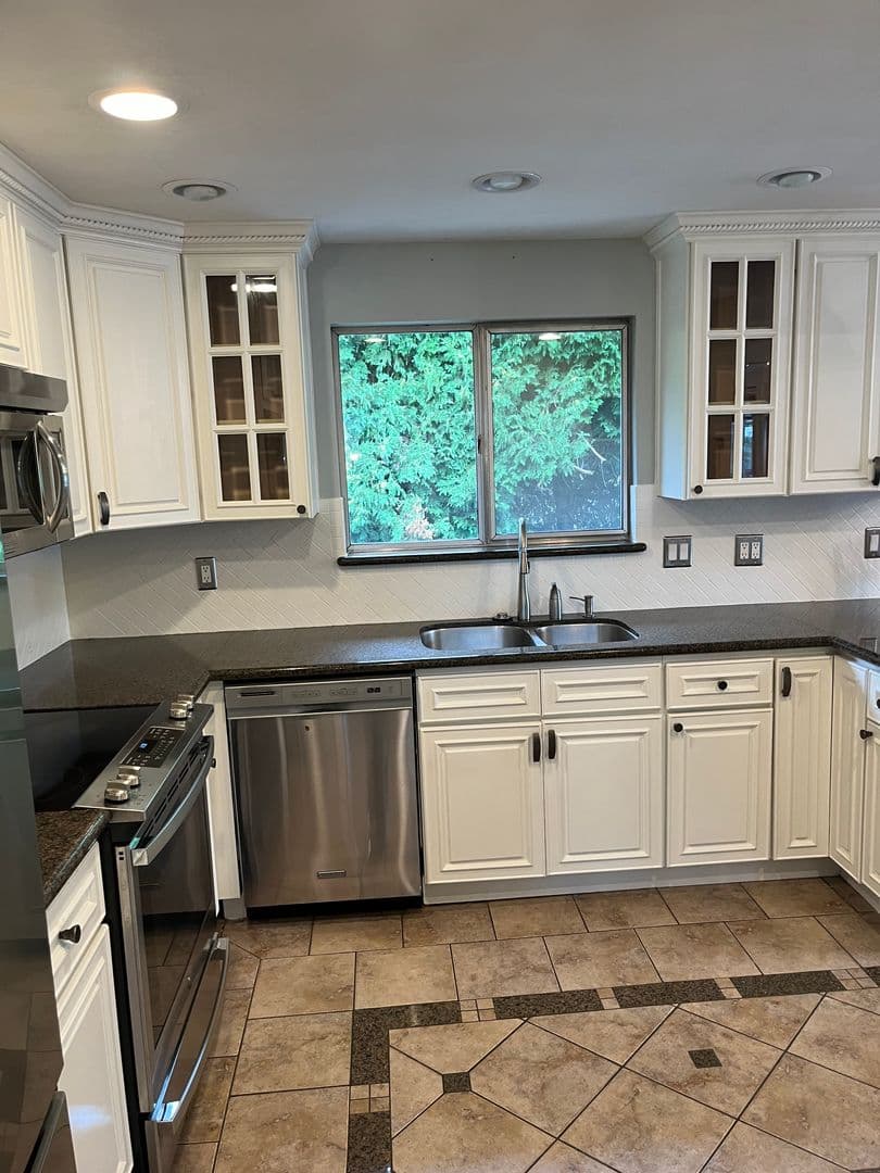 Mercer Island House: 3038 65th Pl SE