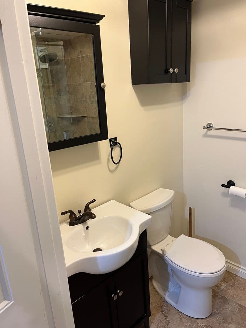 Mercer Island House: 3038 65th Pl SE