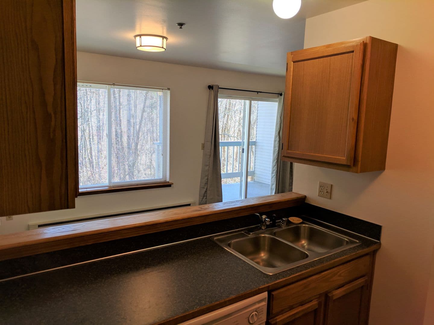 Bellingham Apartment: 3903-3911 Flynn St.