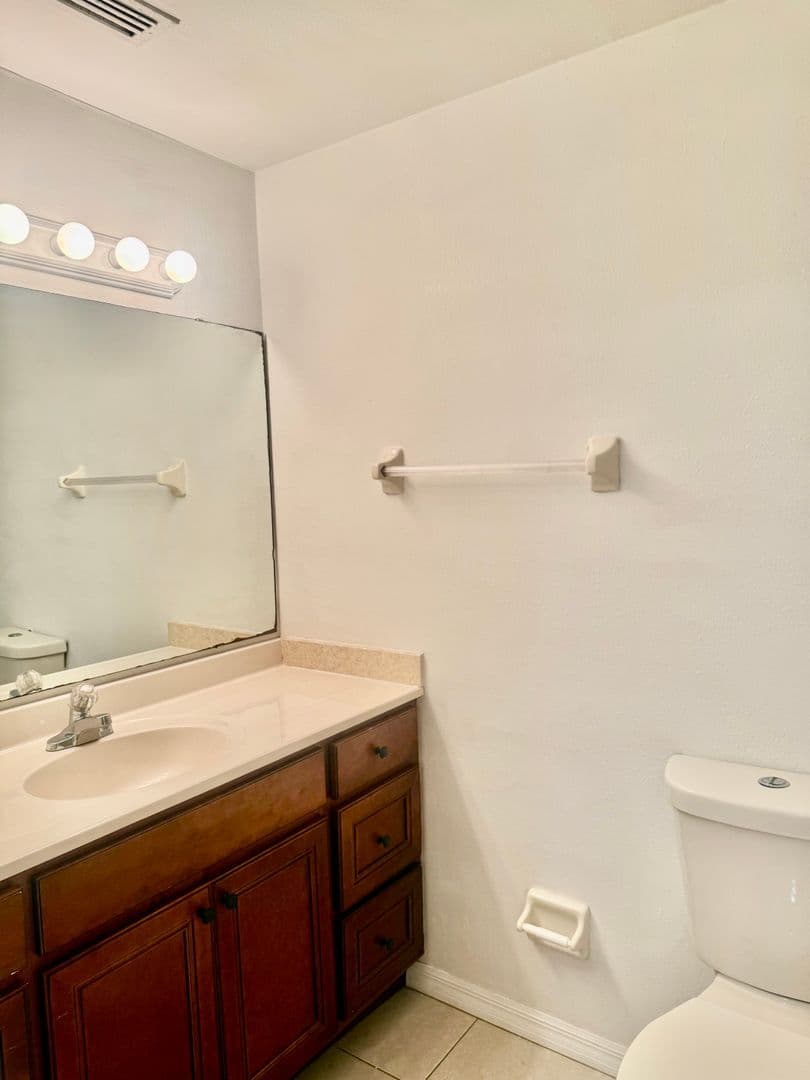 Kissimmee House: 1805 Foxhall Circle