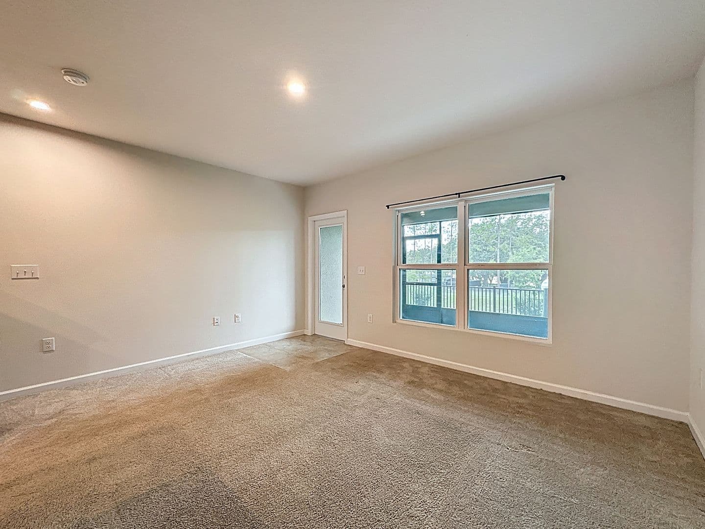 Davenport Townhome: 409 Sedgewick Drive