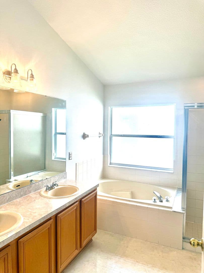 Kissimmee House: 2715 Barnsley Ln - ...