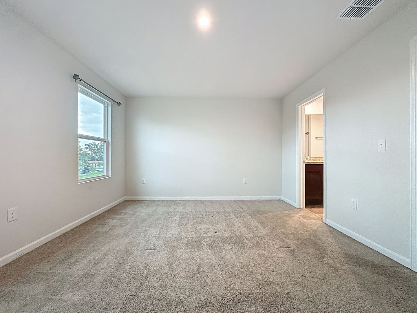 Davenport Townhome: 409 Sedgewick Drive
