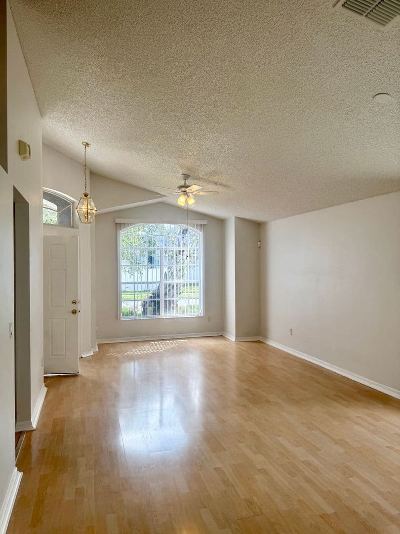 Kissimmee House: 2715 Barnsley Ln - ...