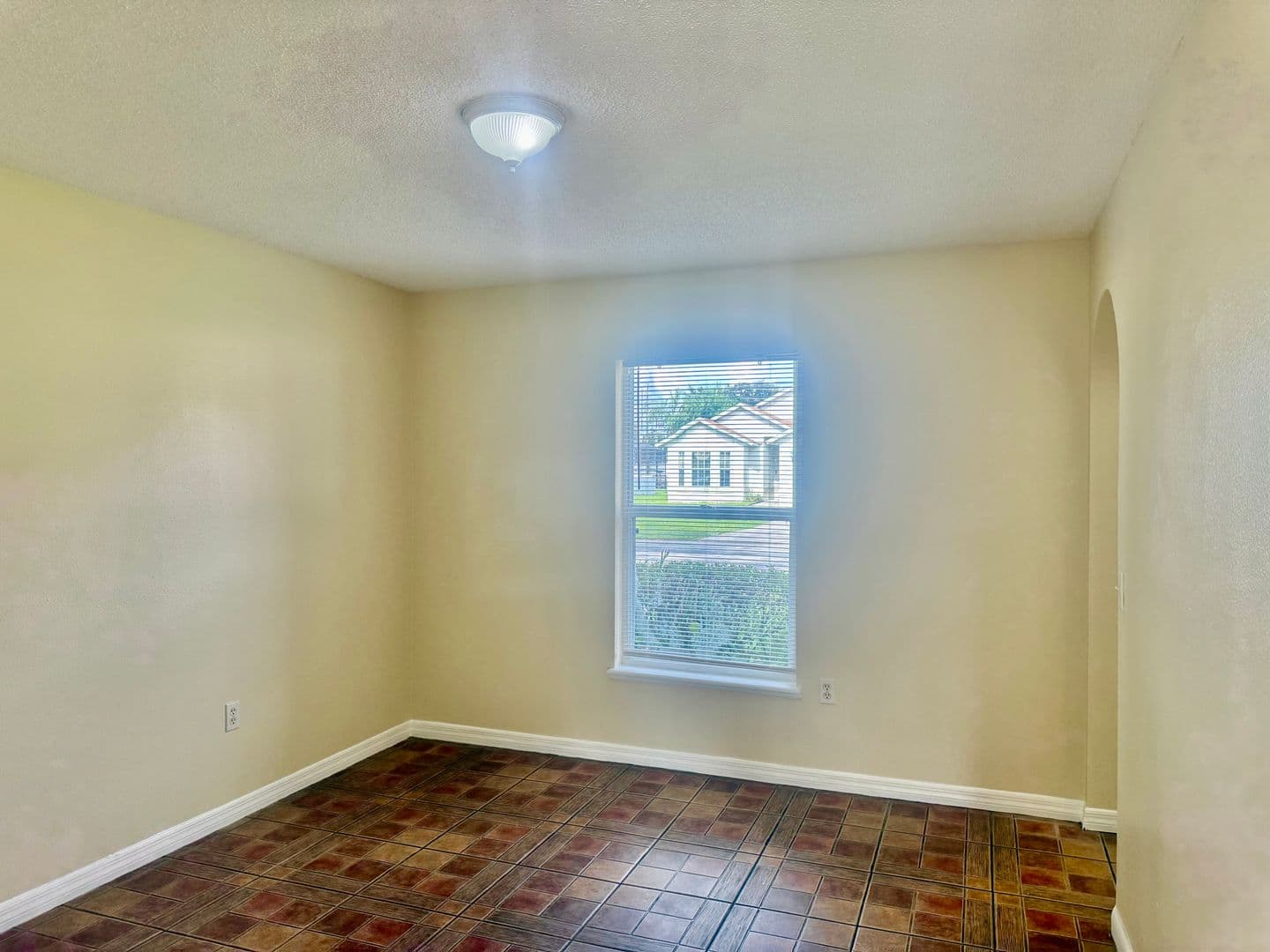 Kissimmee House: 1131 Chichester Ct.  - *