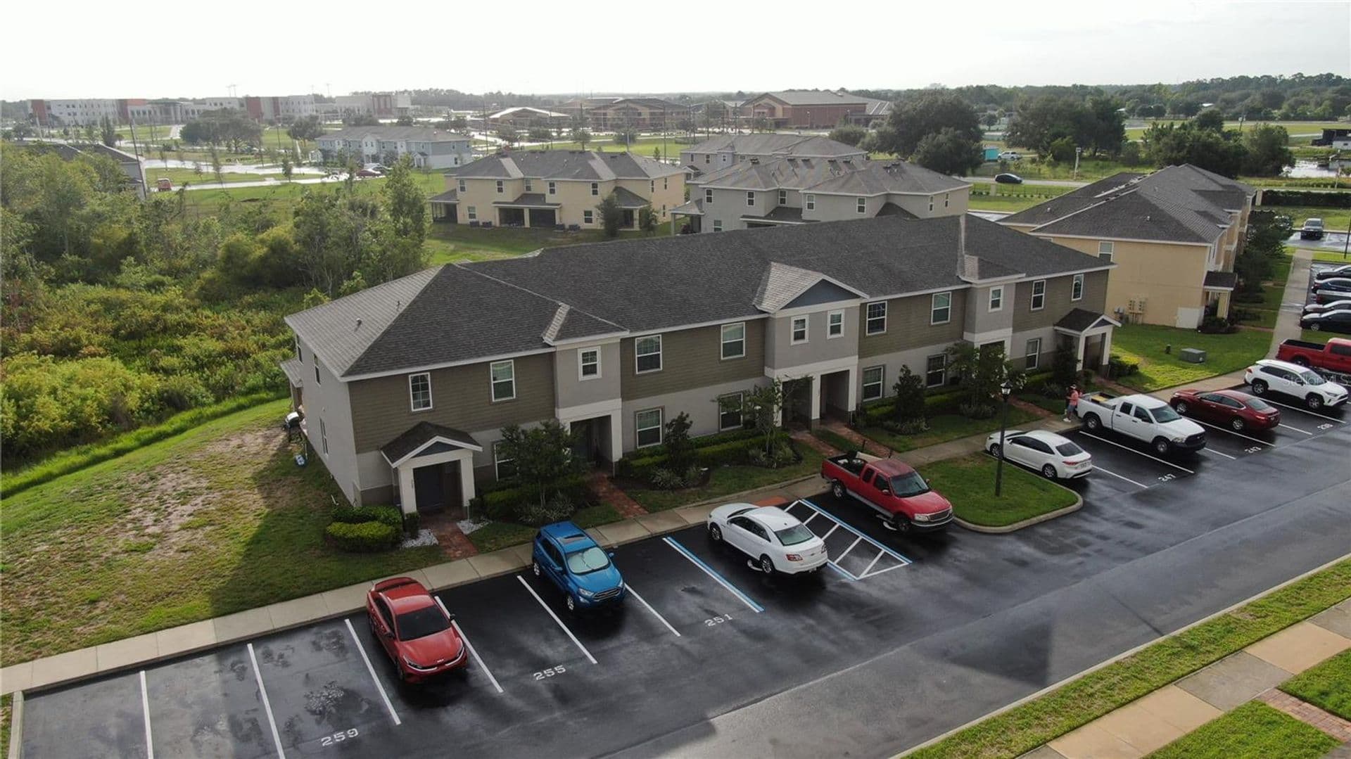 Davenport Townhome: 251 Annabelle Way