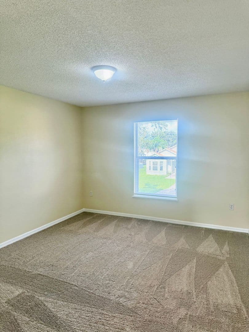 Kissimmee House: 1131 Chichester Ct.  - *