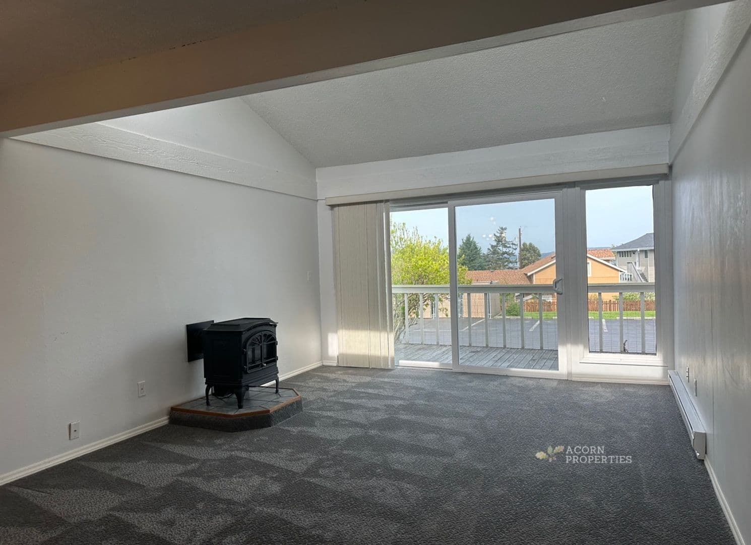 Coupeville Condo: 902 NE Lindsay St