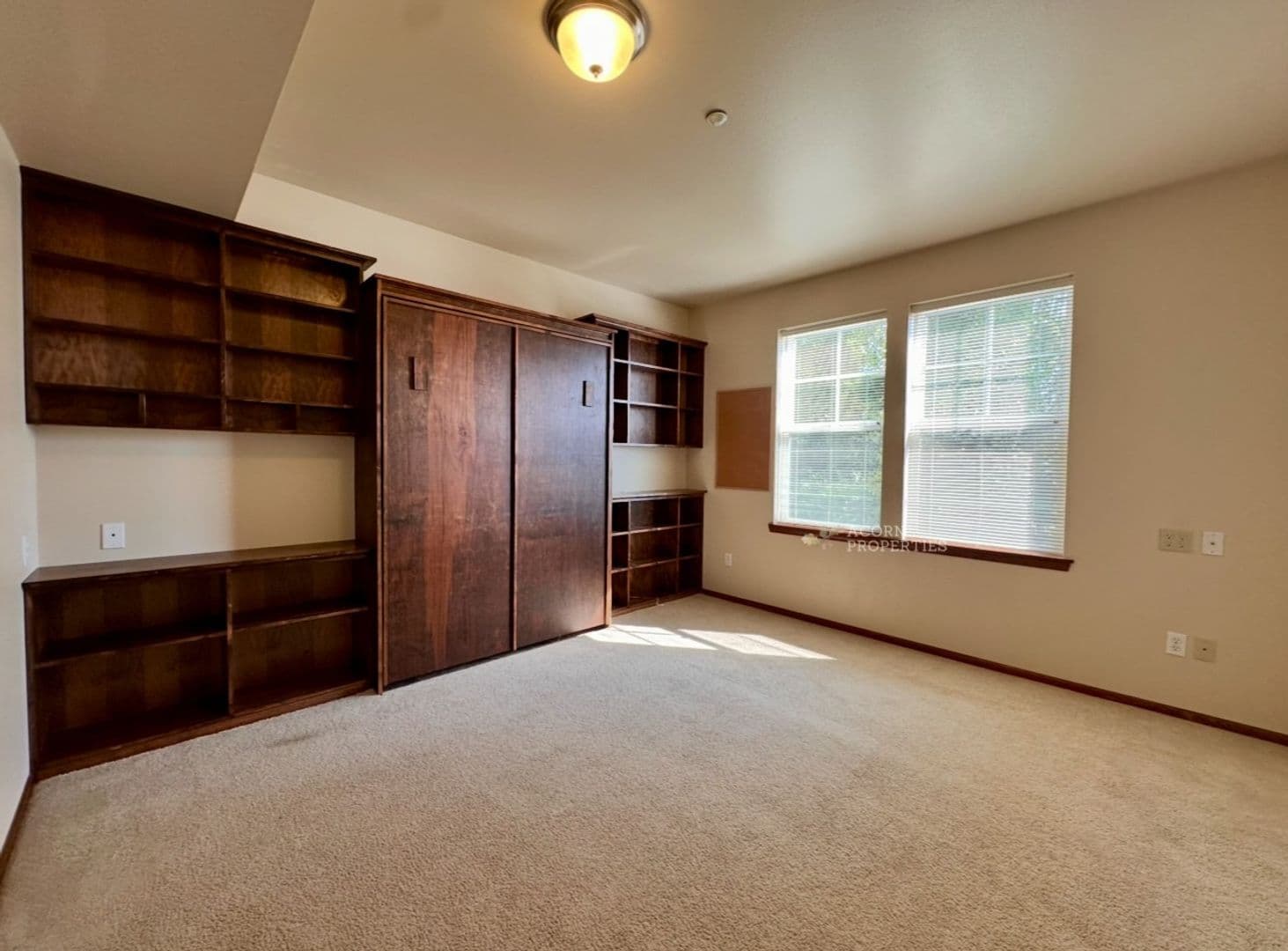 Oak Harbor Condo: 1850 SW Scenic Heights Street #B101