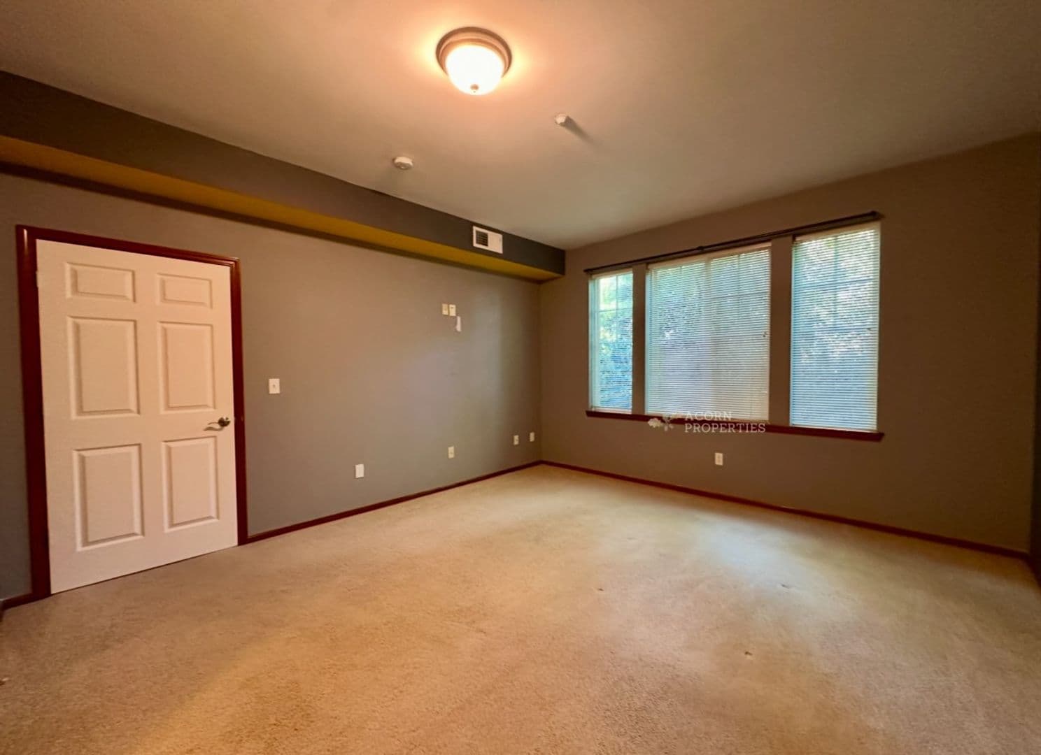 Oak Harbor Condo: 1850 SW Scenic Heights Street #B101