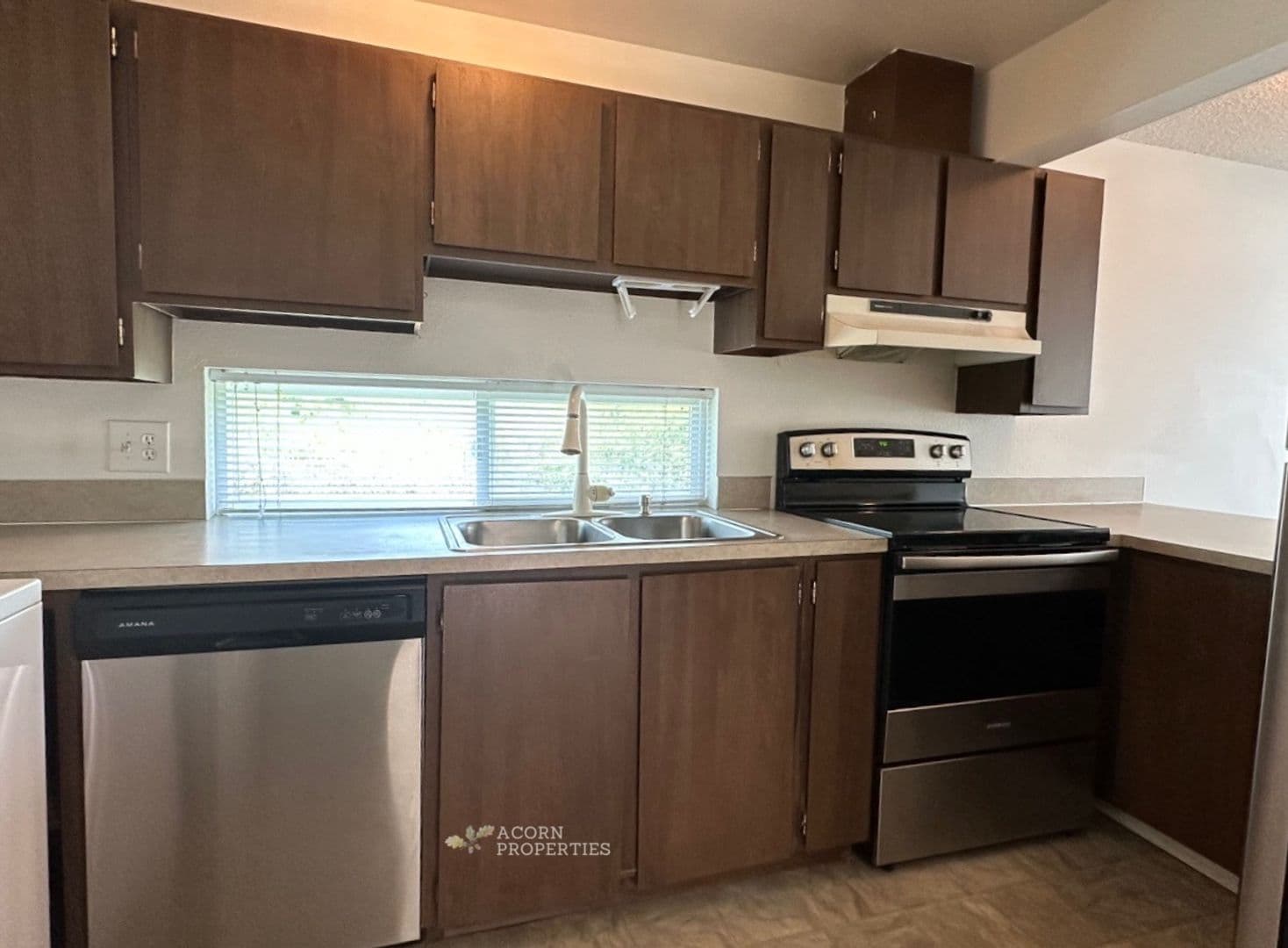 Coupeville Condo: 902 NE Lindsay St
