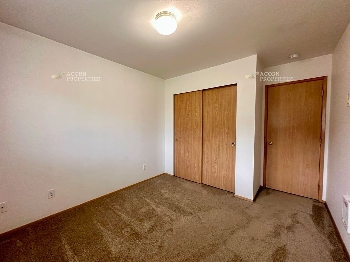 Coupeville House: 402 NW Meadow Court