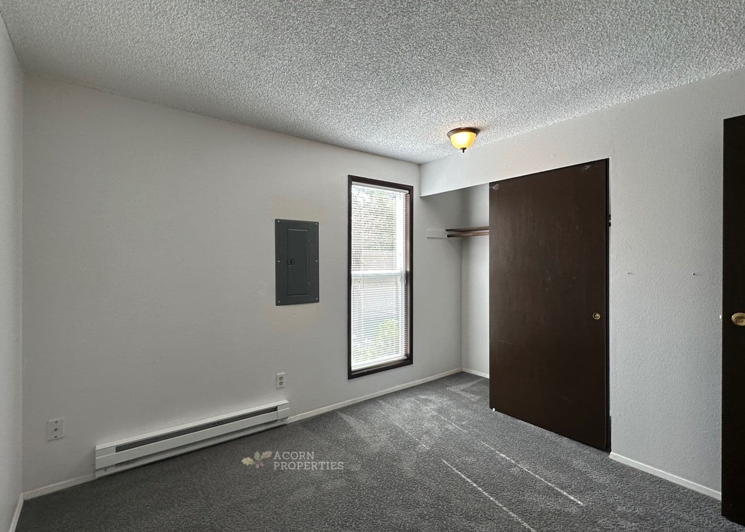 Coupeville Condo: 902 NE Lindsay St