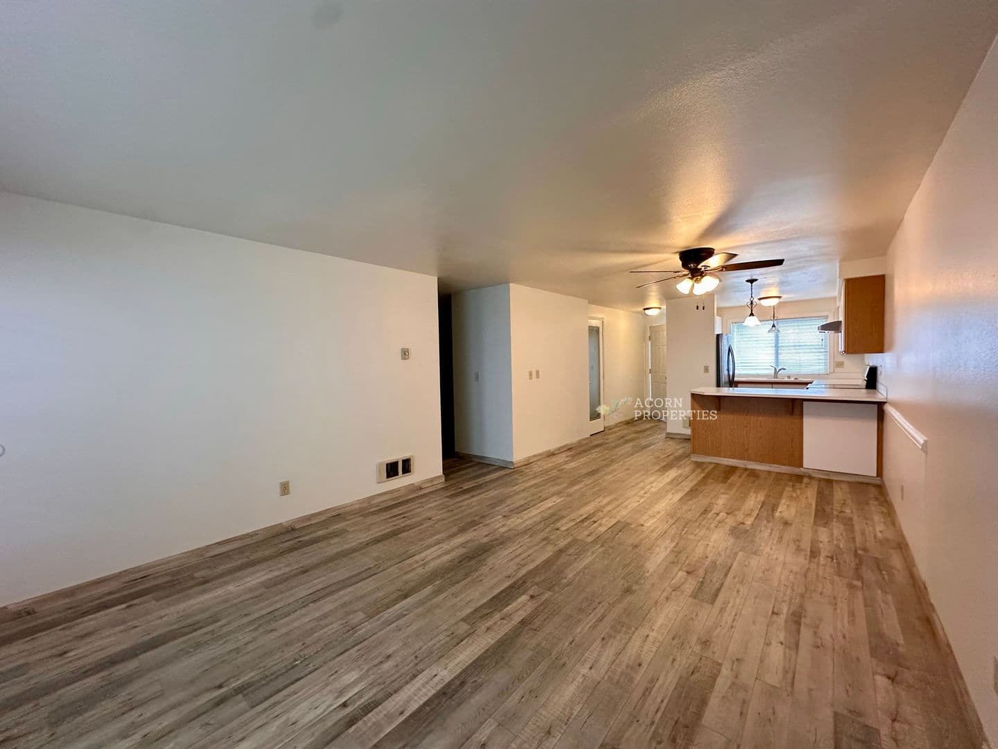 Oak Harbor Condo: 730 SE 8th Ave. #F102