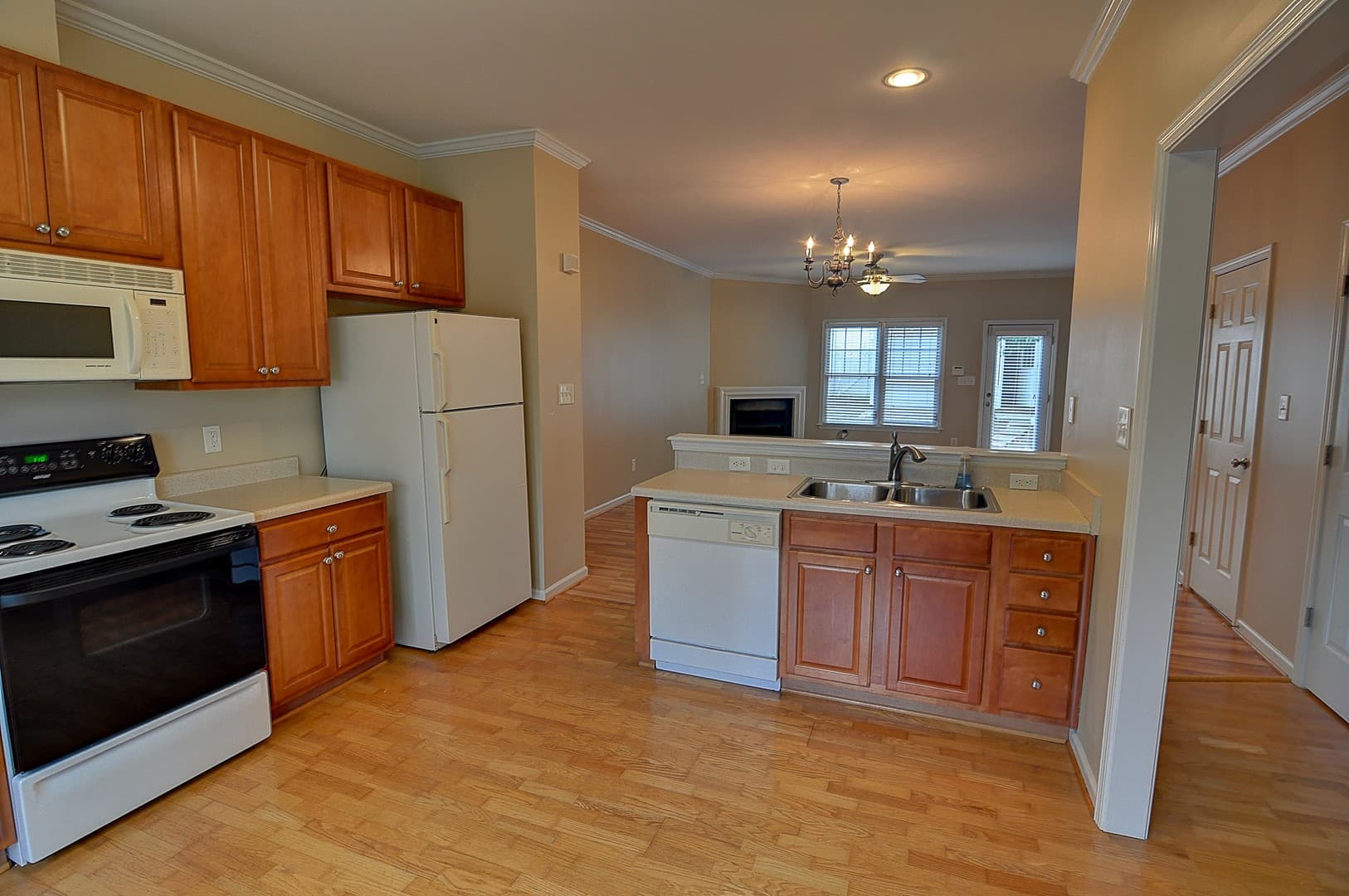 Chapel Hill House: 20021 Roark Hoey Loop