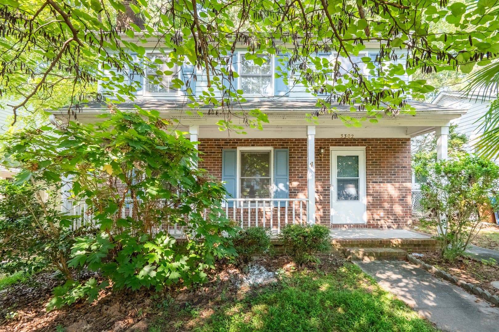 Durham House: 3302 Lassiter St