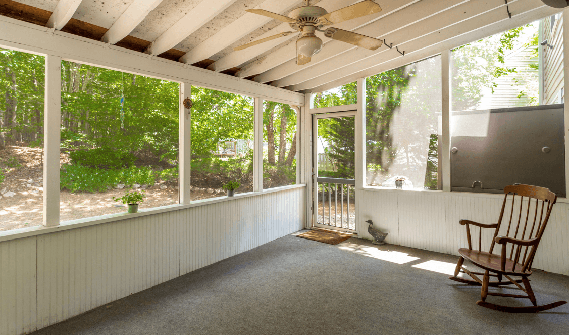 Raleigh House: 9215 Erinsbrook Dr