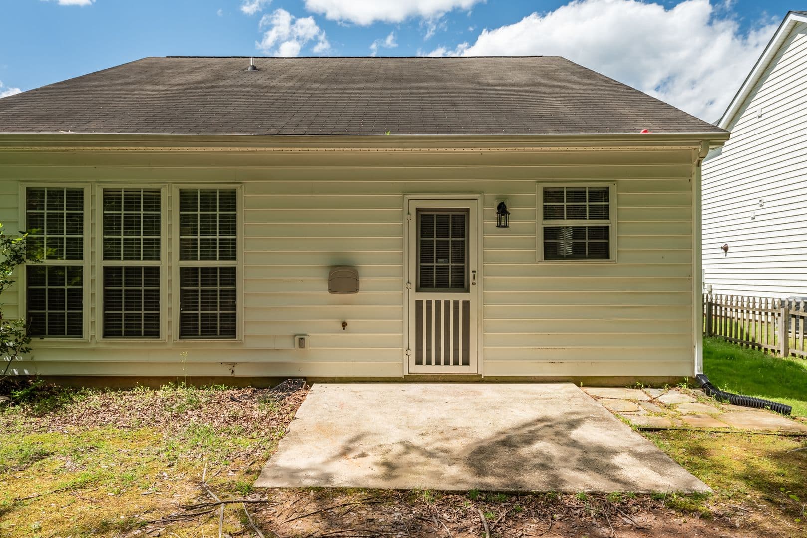 Durham House: 2225 Gablefield Lane