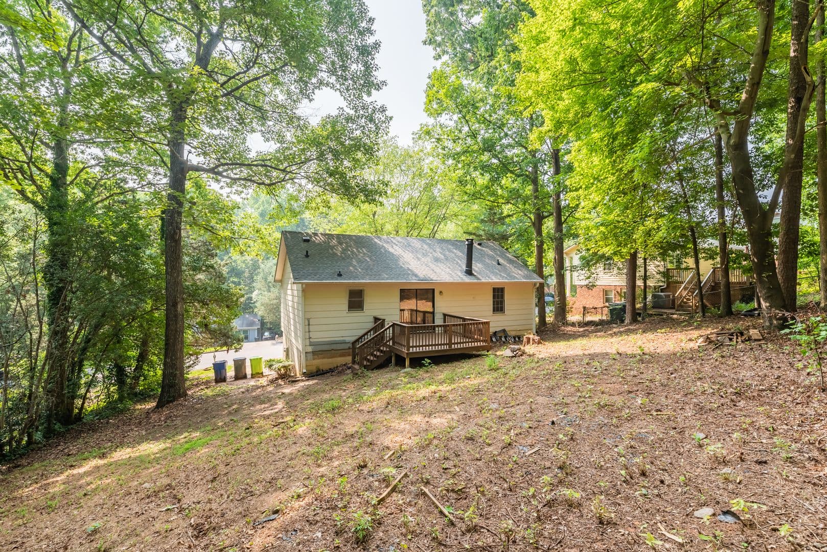 Raleigh House: 7833 Foxwood Dr