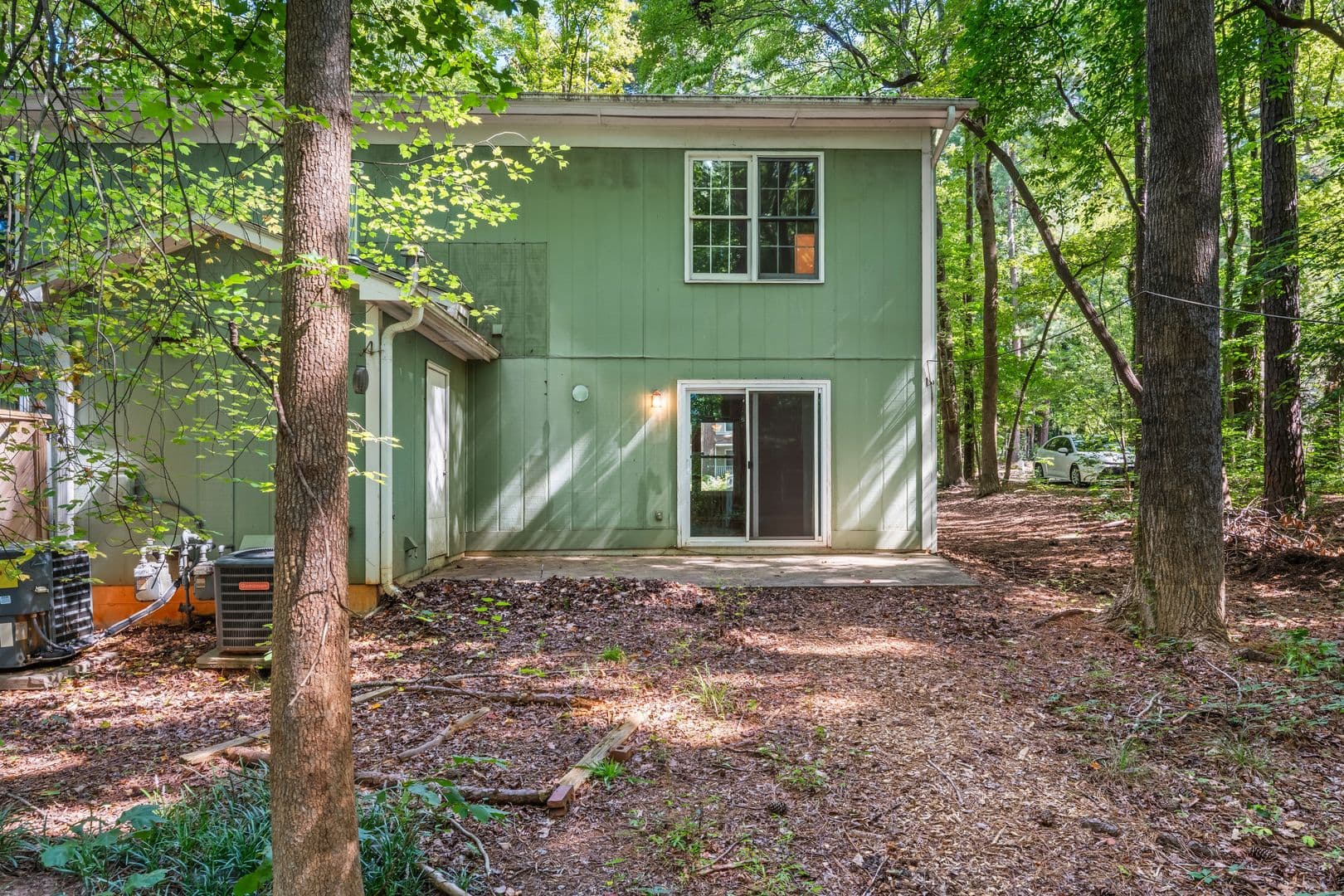 Cary Townhome: 732 Branniff Dr