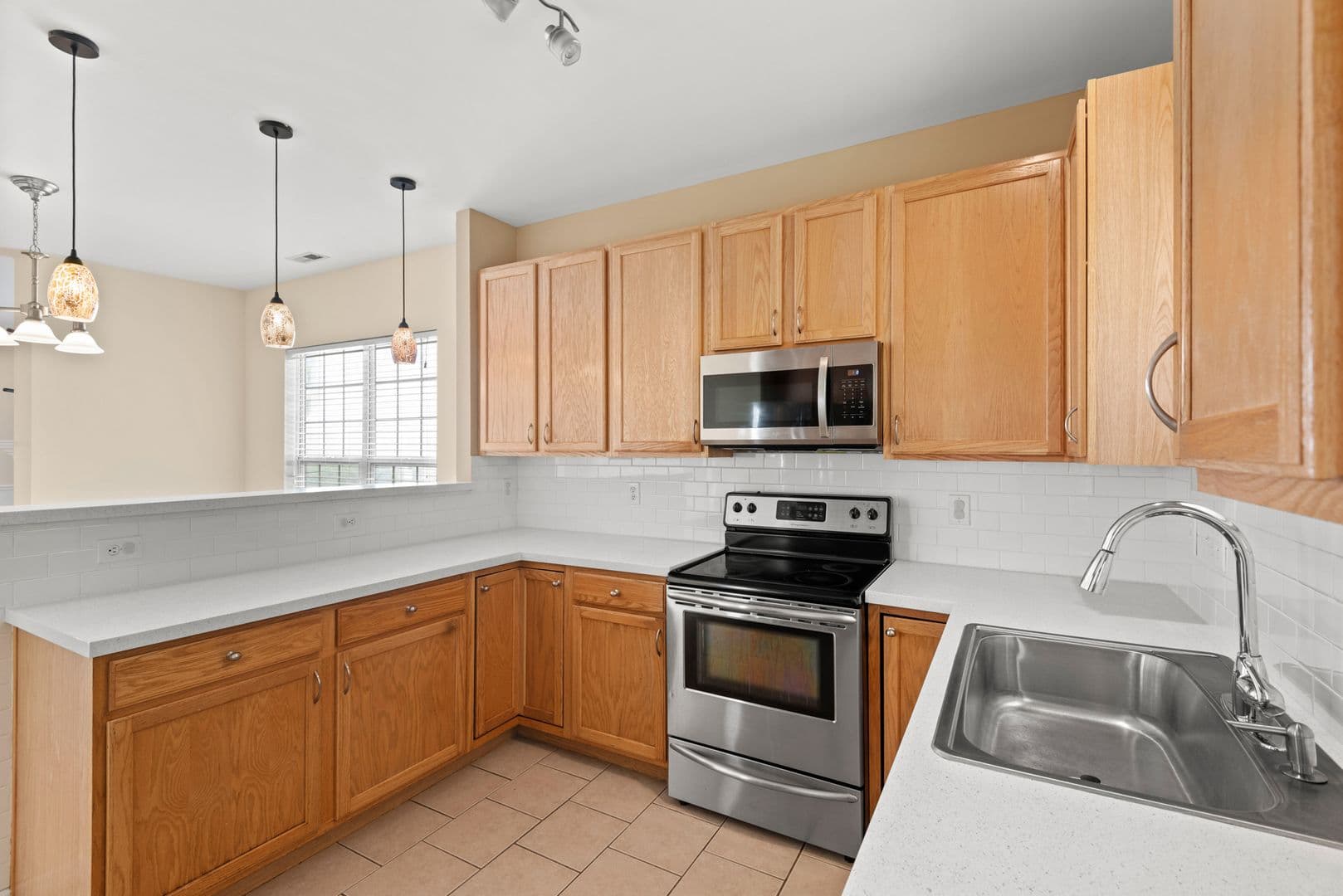 Durham House: 2225 Gablefield Lane
