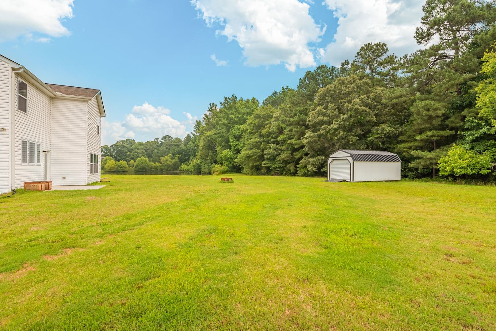 Angier House: 219 Norris Farm Dr