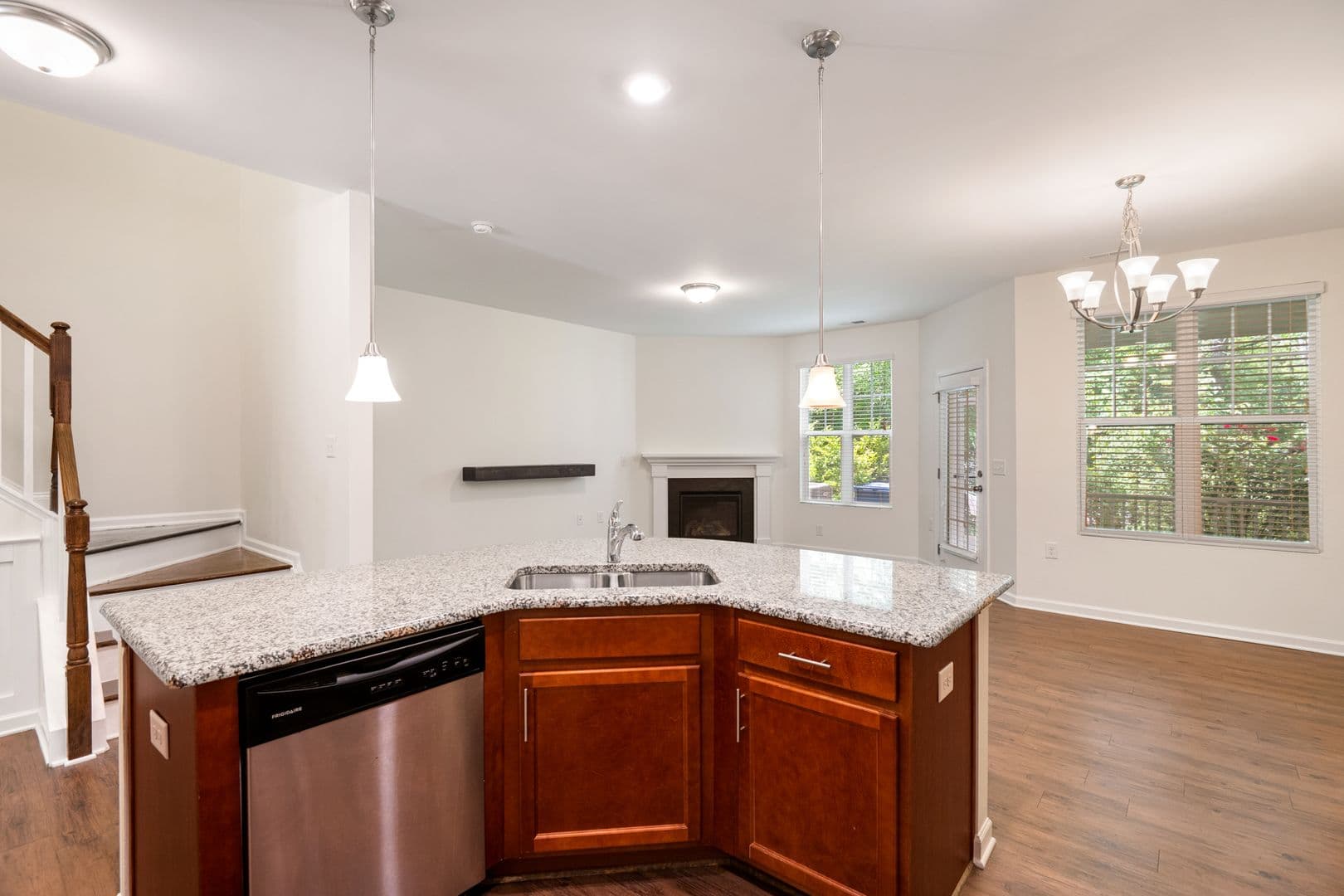 Durham Townhome: 4351 Flintlock Ln