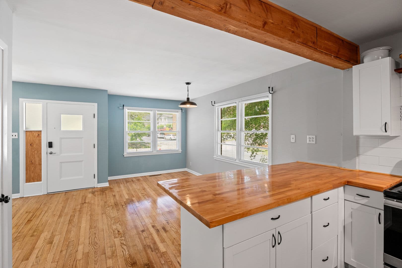 Durham House: 1403 Lincoln St
