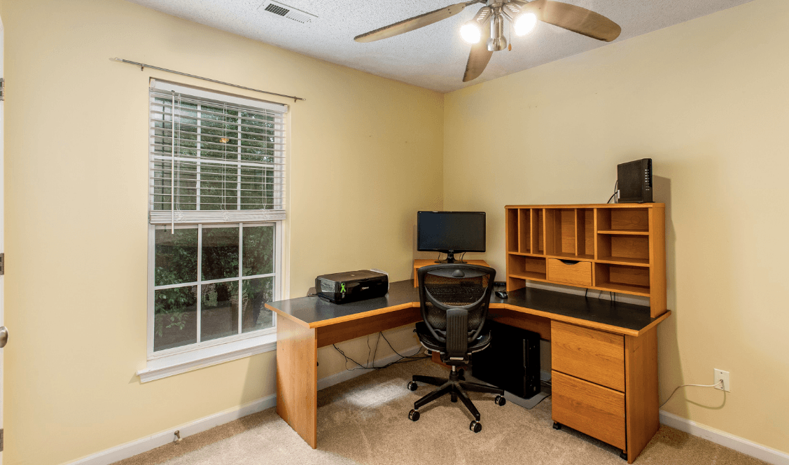 Raleigh House: 9215 Erinsbrook Dr
