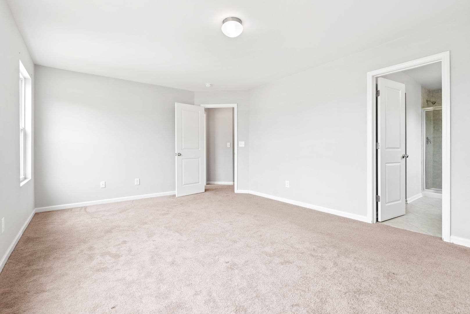 Angier House: 219 Norris Farm Dr