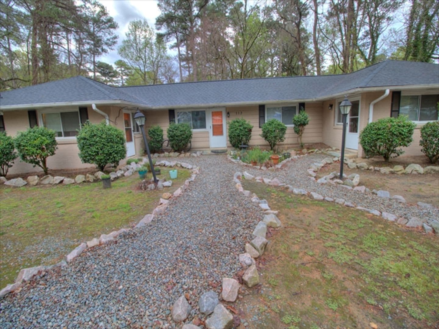 Chapel Hill Apartment: 113 Purefoy Rd