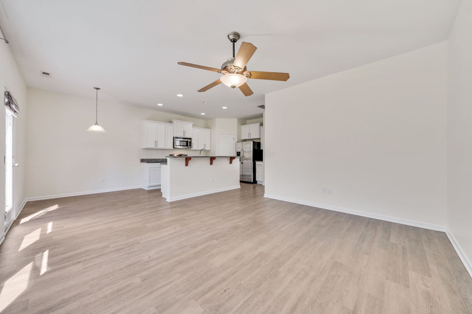 Durham House: 11 Moss Grove Ln