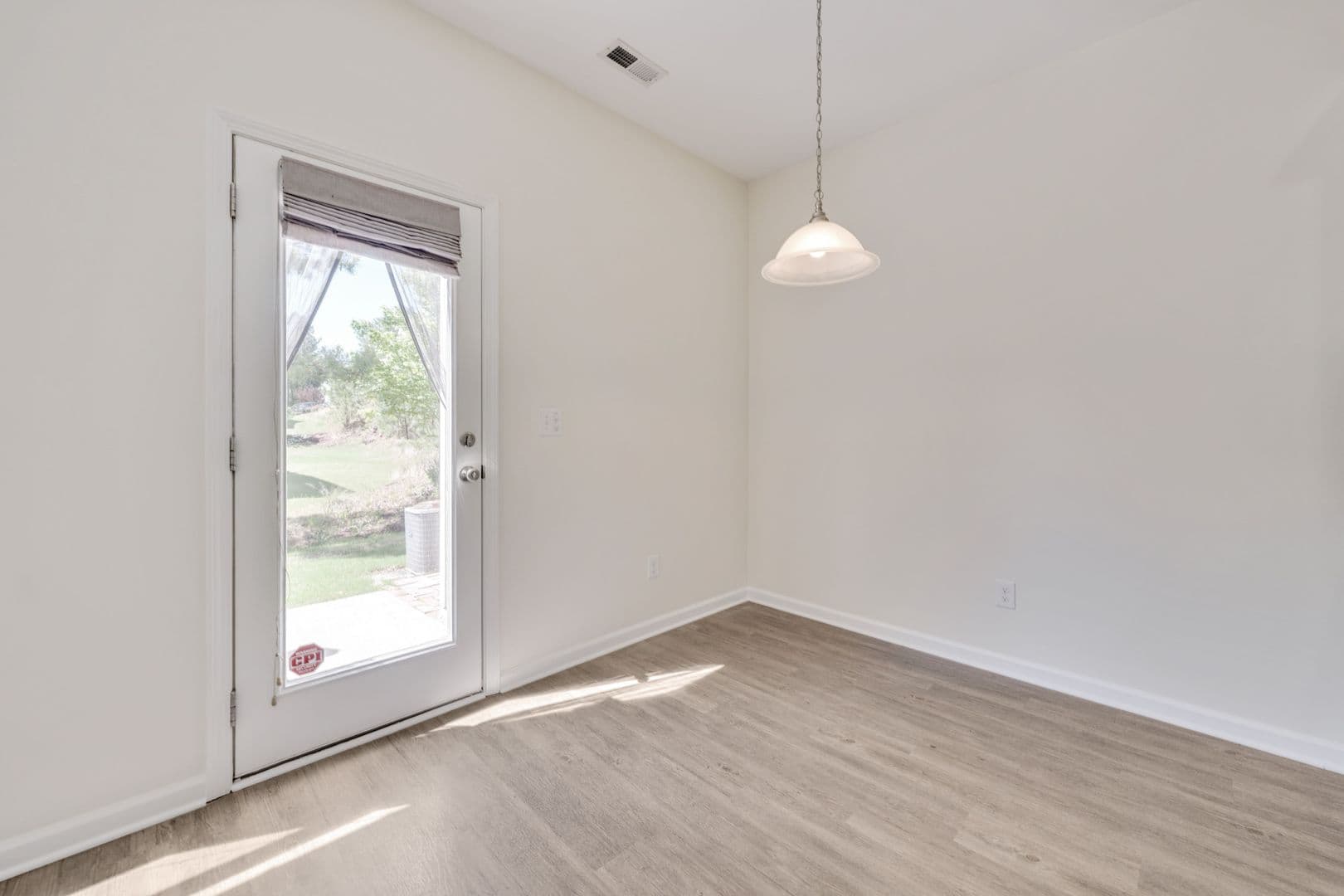 Durham House: 11 Moss Grove Ln