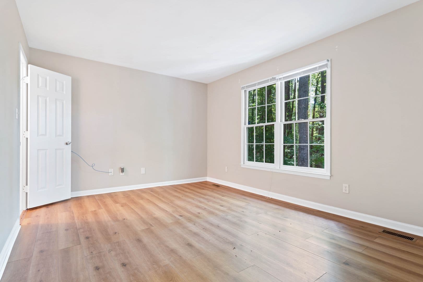 Cary Townhome: 732 Branniff Dr