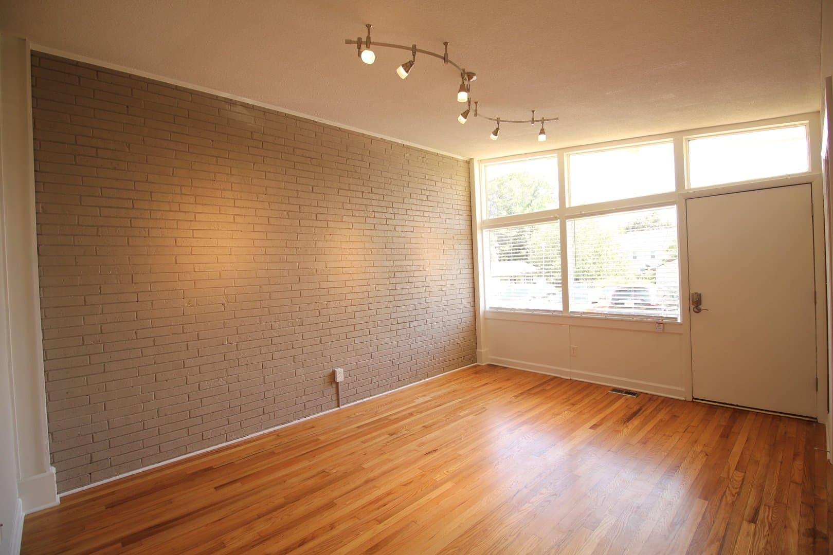 Raleigh Townhome: 519 Bashford Rd