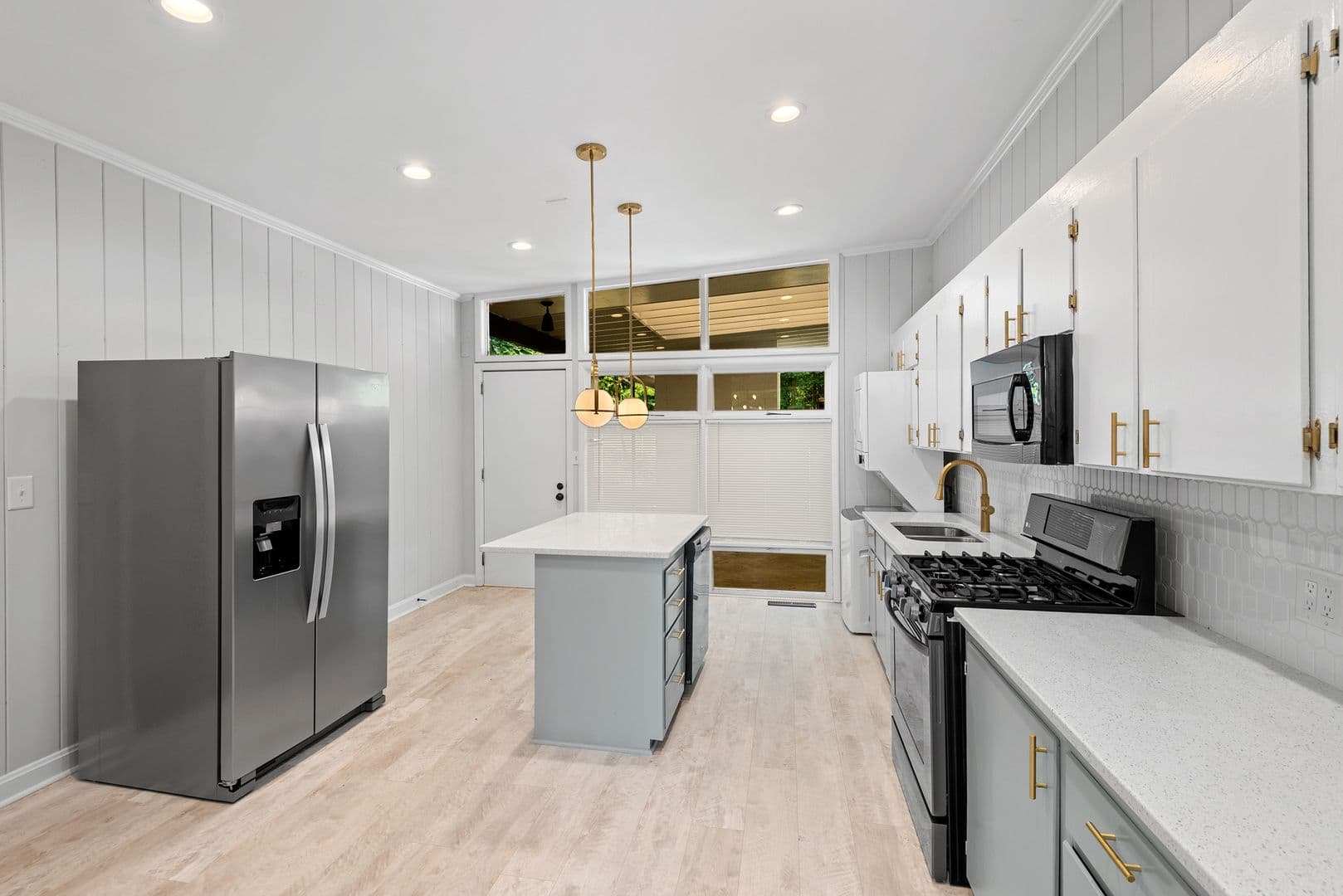 Raleigh Apartment: 2703 Ashland St