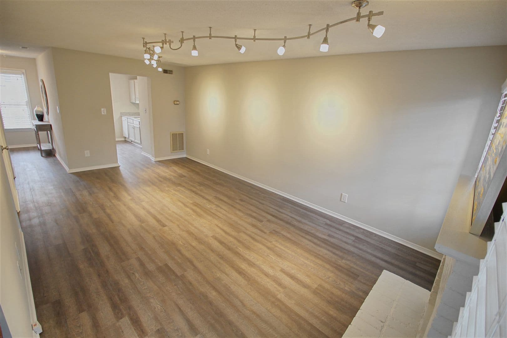 Raleigh Apartment: Pinna Ct and Hammock Pl