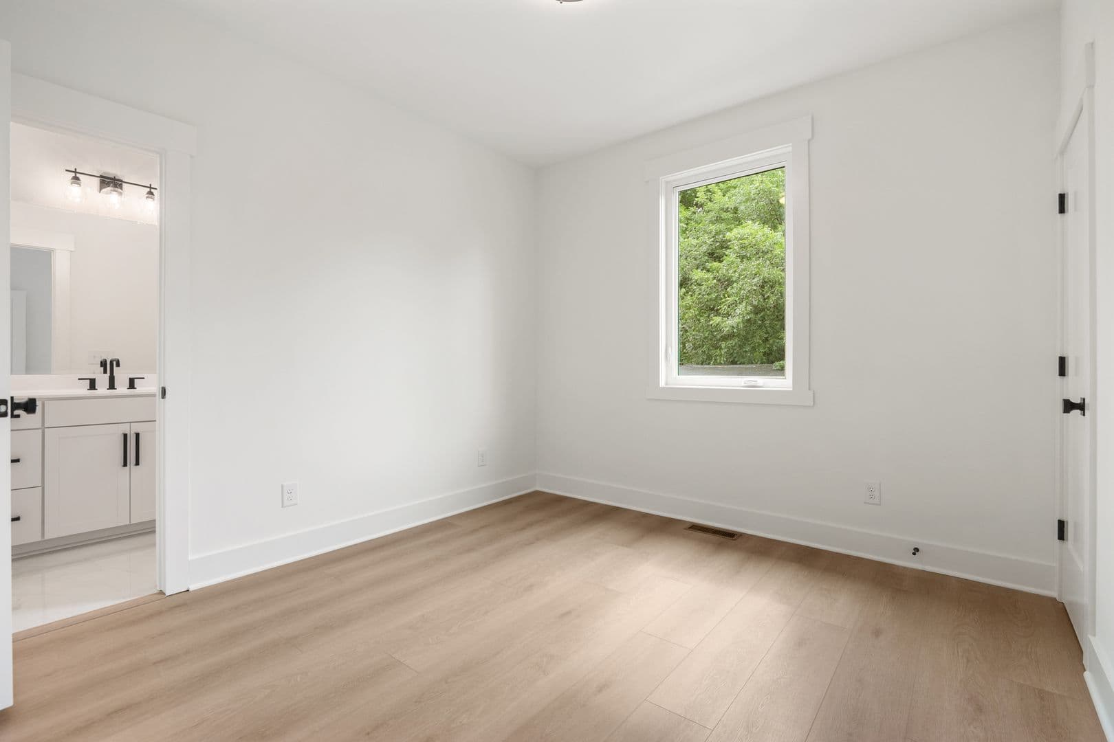 Durham House: 1019 Grant Street