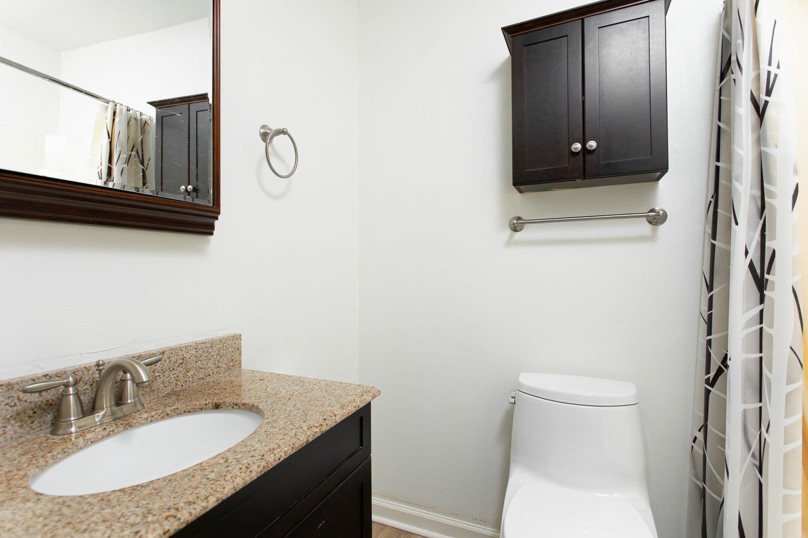 Chapel Hill House: 128 Ridge Trl
