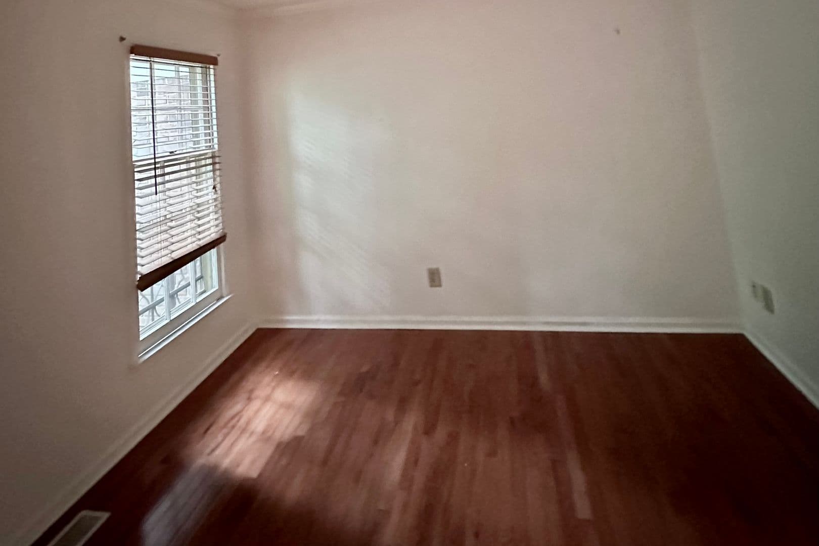 Chapel Hill House: 409 Smith Ave