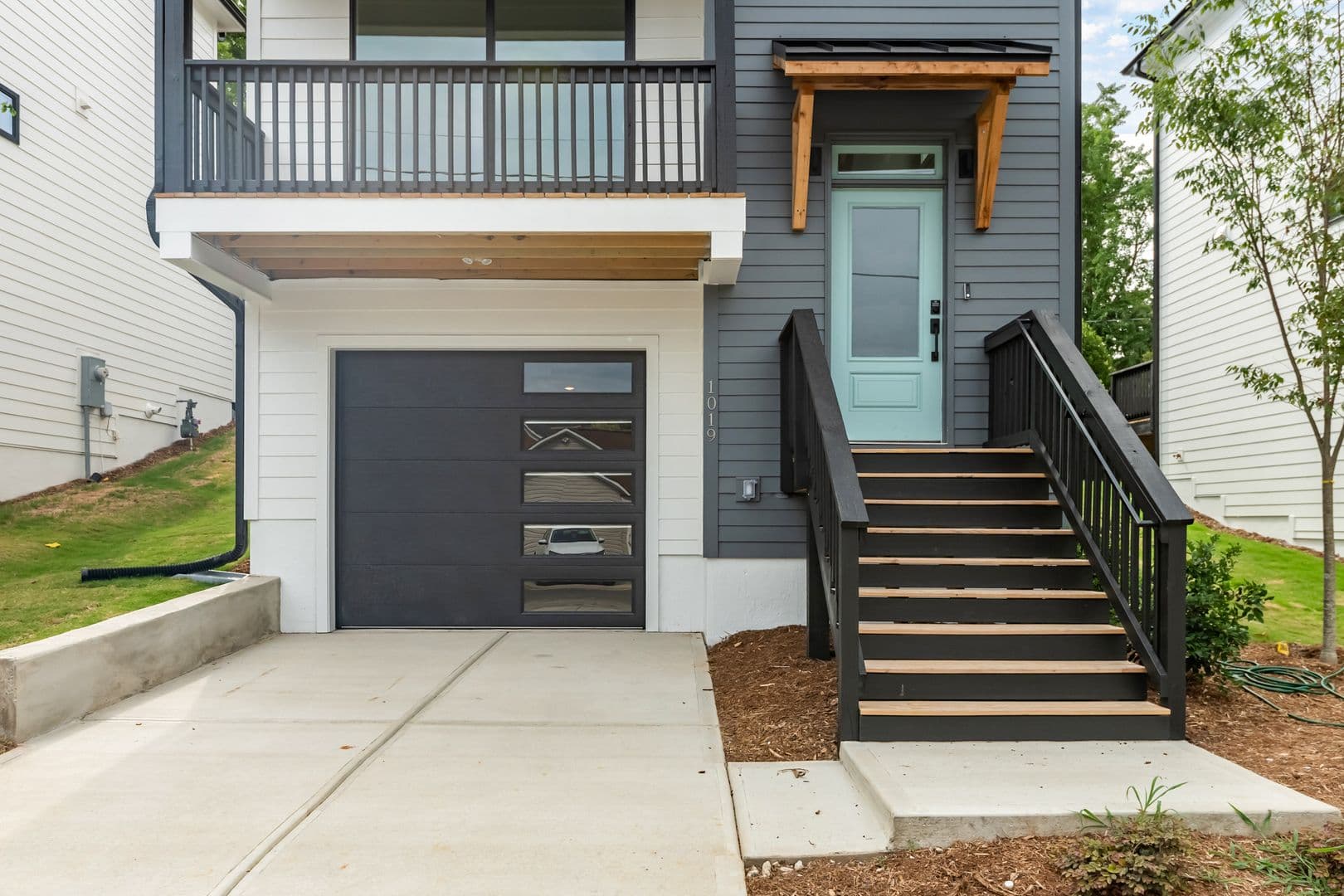 Durham House: 1019 Grant Street