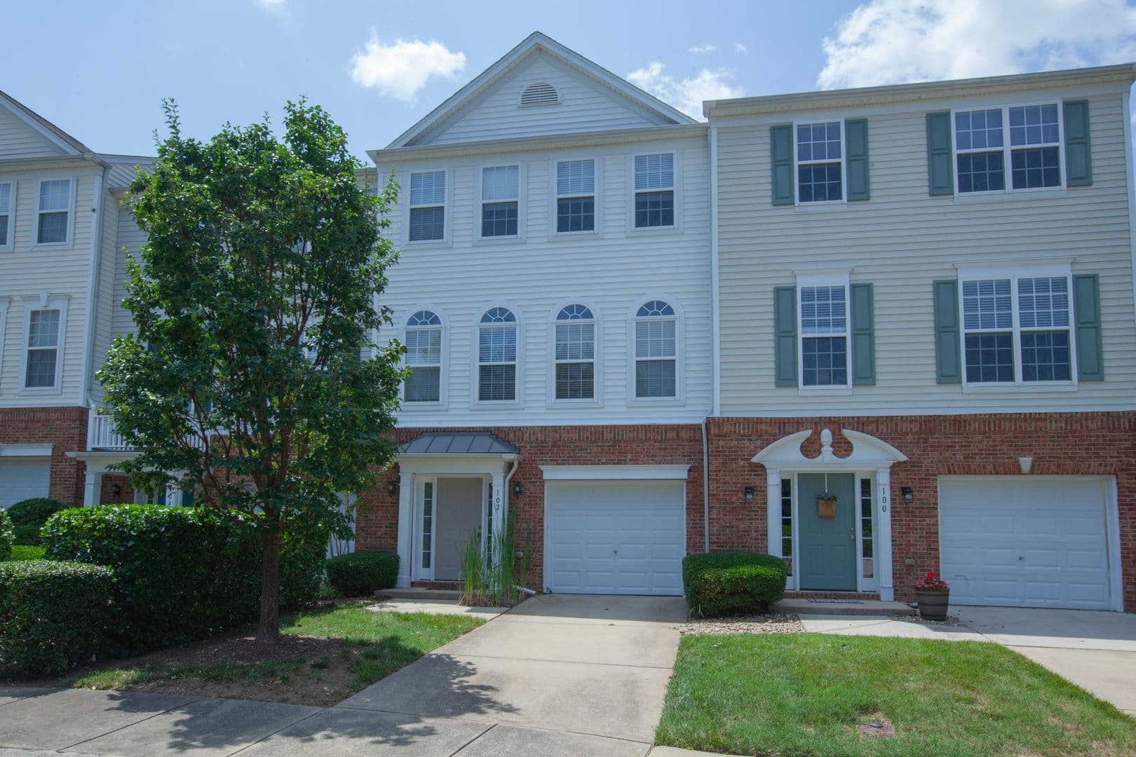 Morrisville House: 102 Chandler Chase Ct