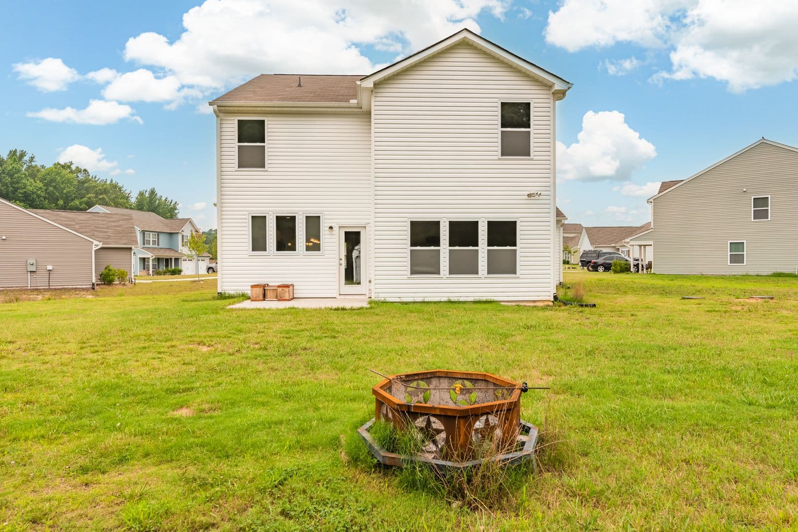Angier House: 219 Norris Farm Dr