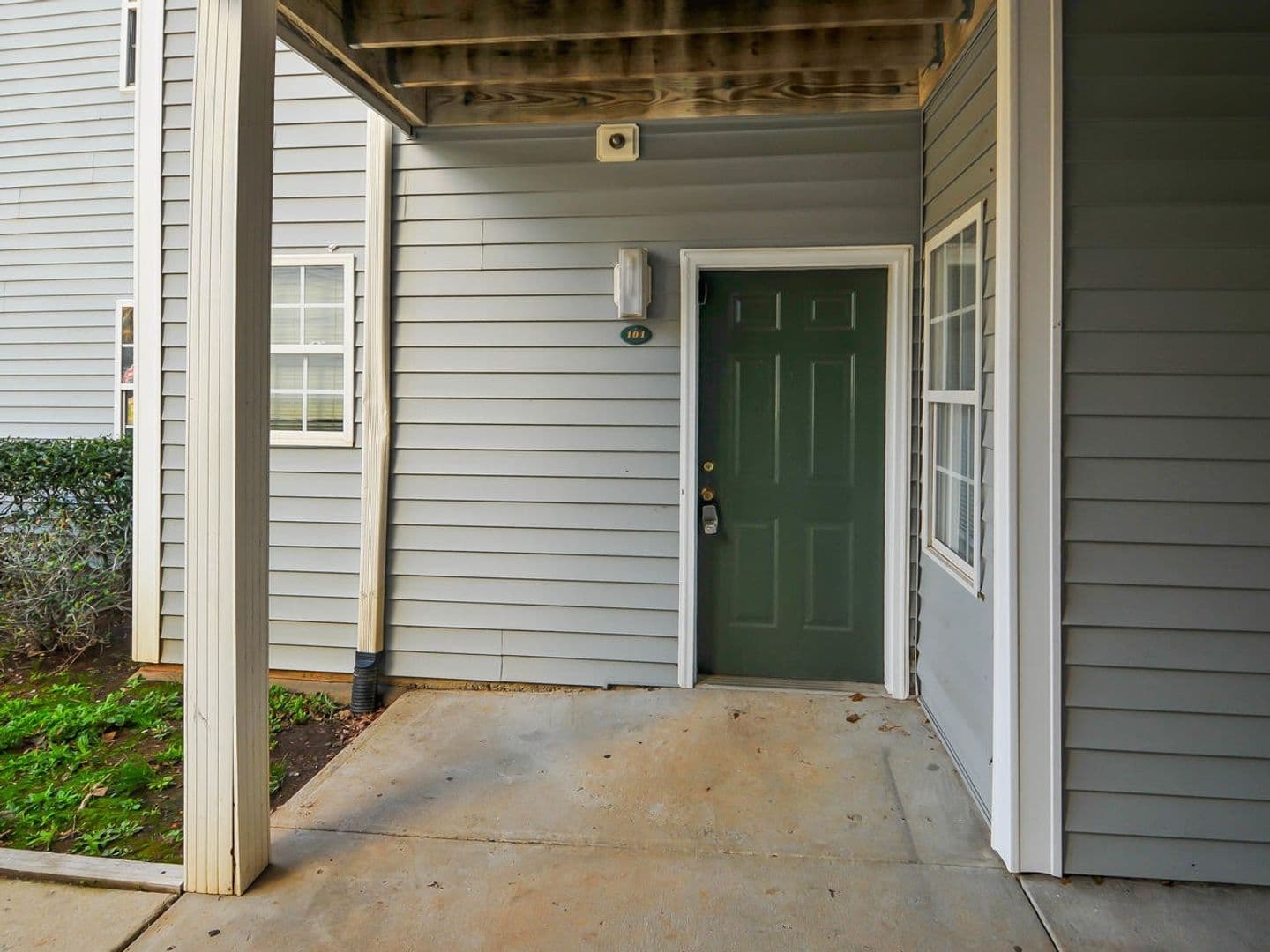Raleigh Apartment: 2011 Wolftech Ln